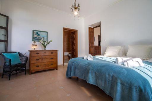 One-Bedroom Apartment Sea View