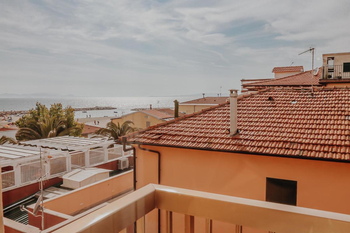 Triple Room Sea View