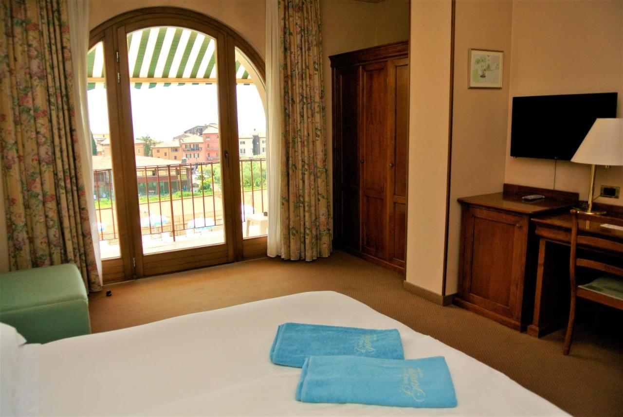 Double or Twin Room Balcony