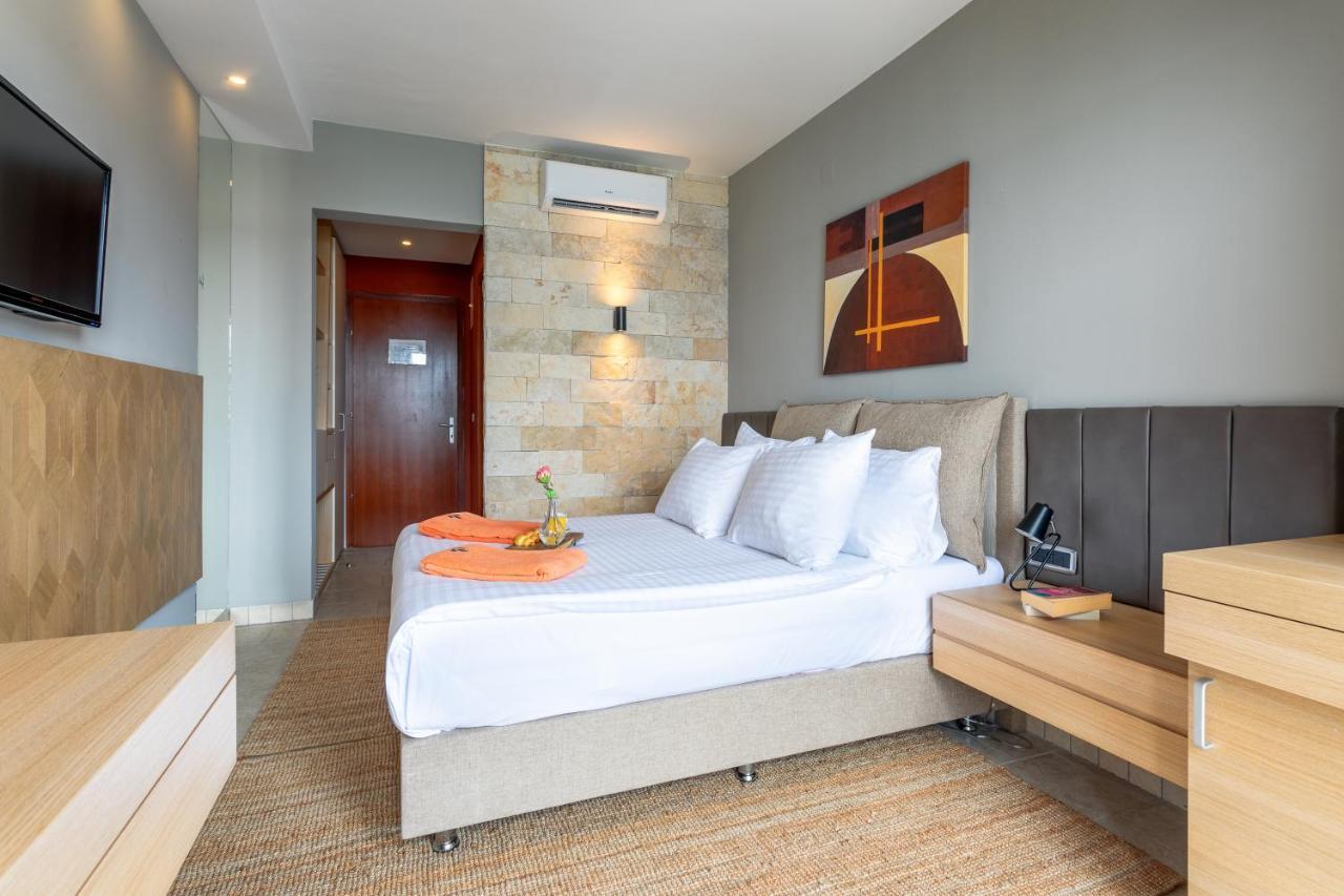 Superior Room Partial Sea View
