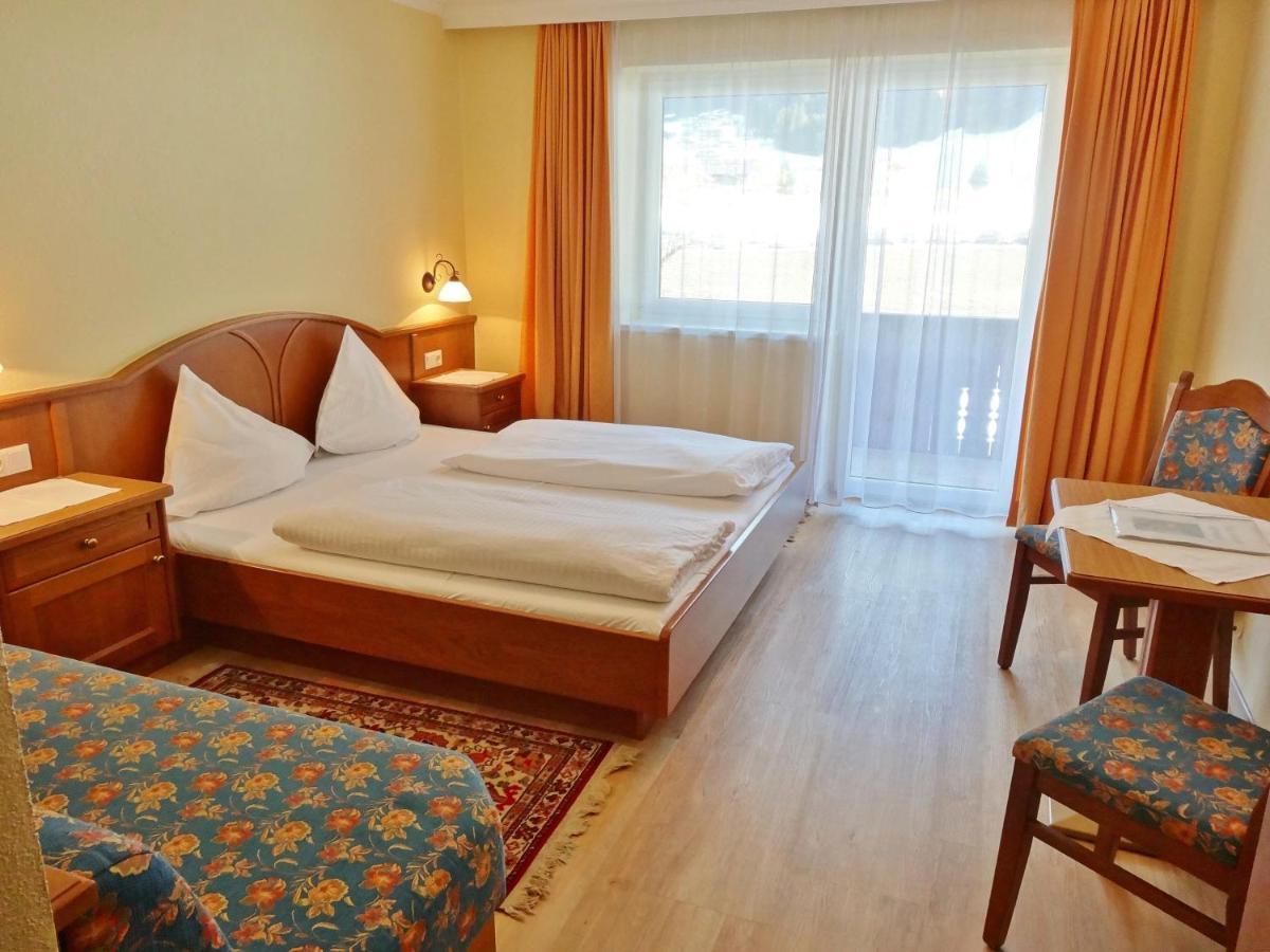 Double Room,136189467:JPEG