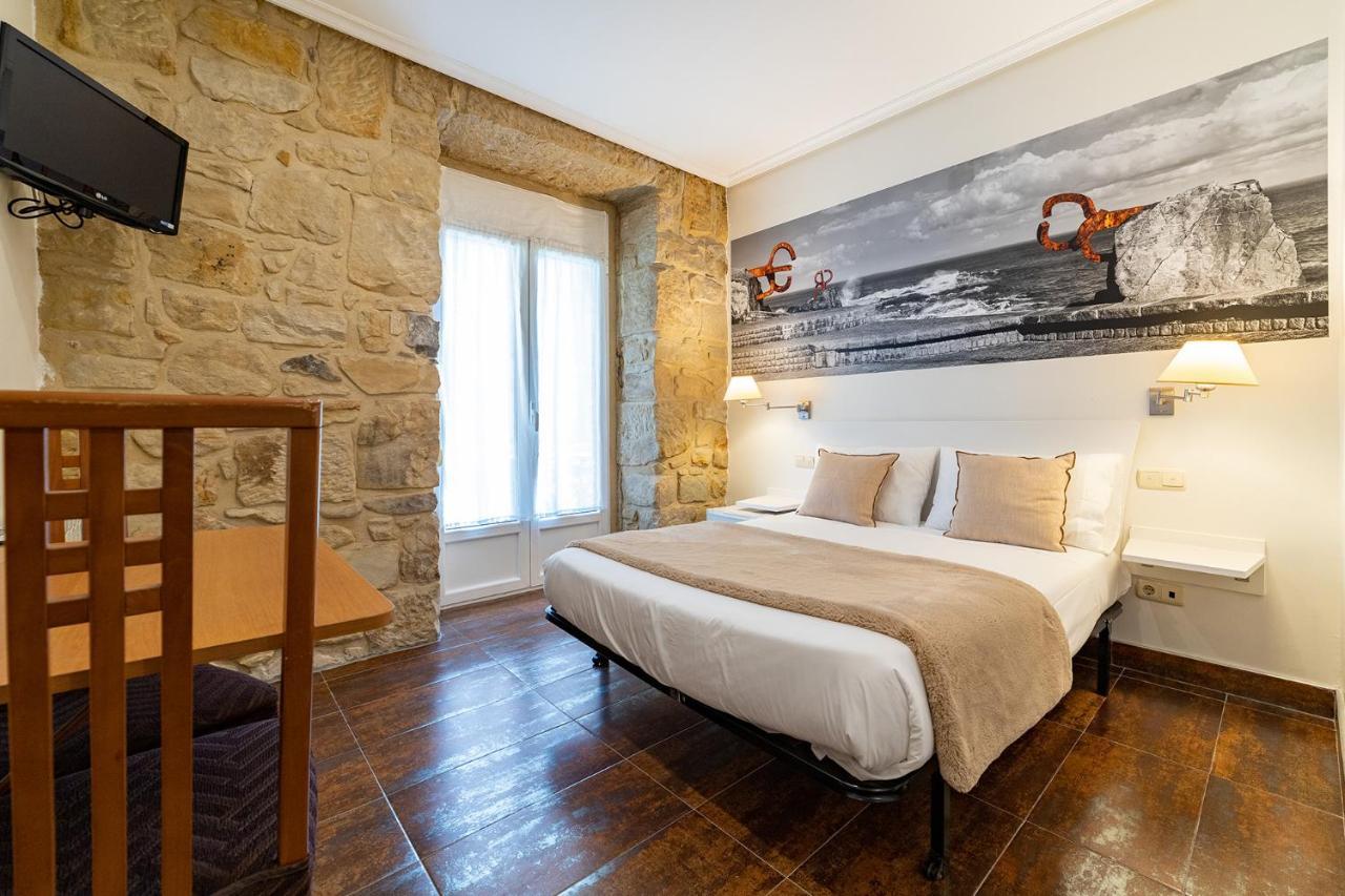 Double or Twin Room Balcony