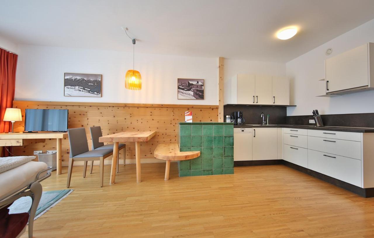 Deluxe Apartment,1551737527:JPEG