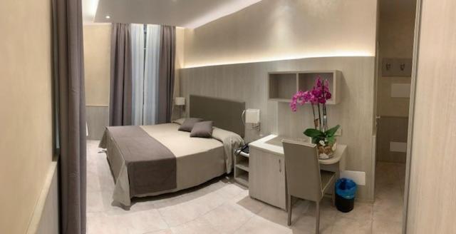 Deluxe Double or Twin Room Sea View,1123703385:JPEG