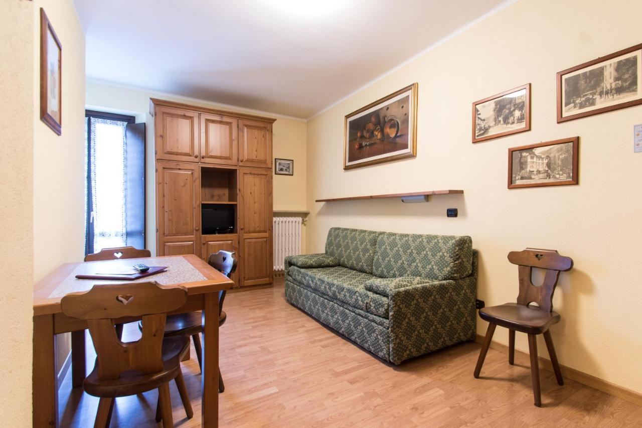 Family triple room