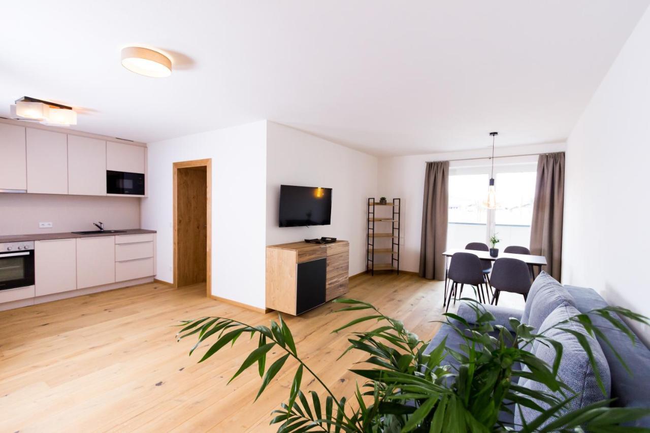 One-Bedroom Apartment,1771545444:JPEG