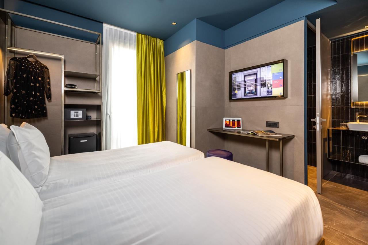 Twin Room,1128433845:JPEG