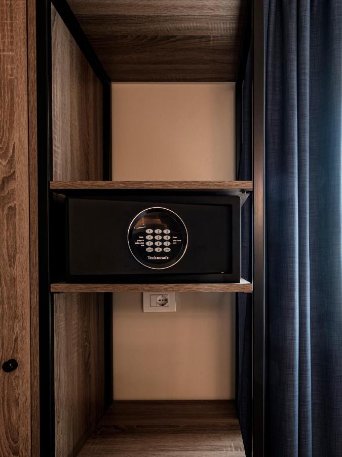 Studio Superior