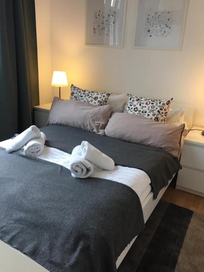One-Bedroom Apartment,1126985040:JPEG