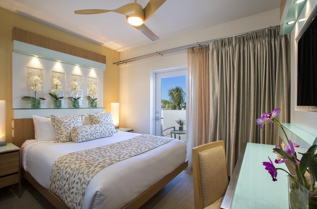 Two-Bedroom Villa with Garden View,112738260:JPEG