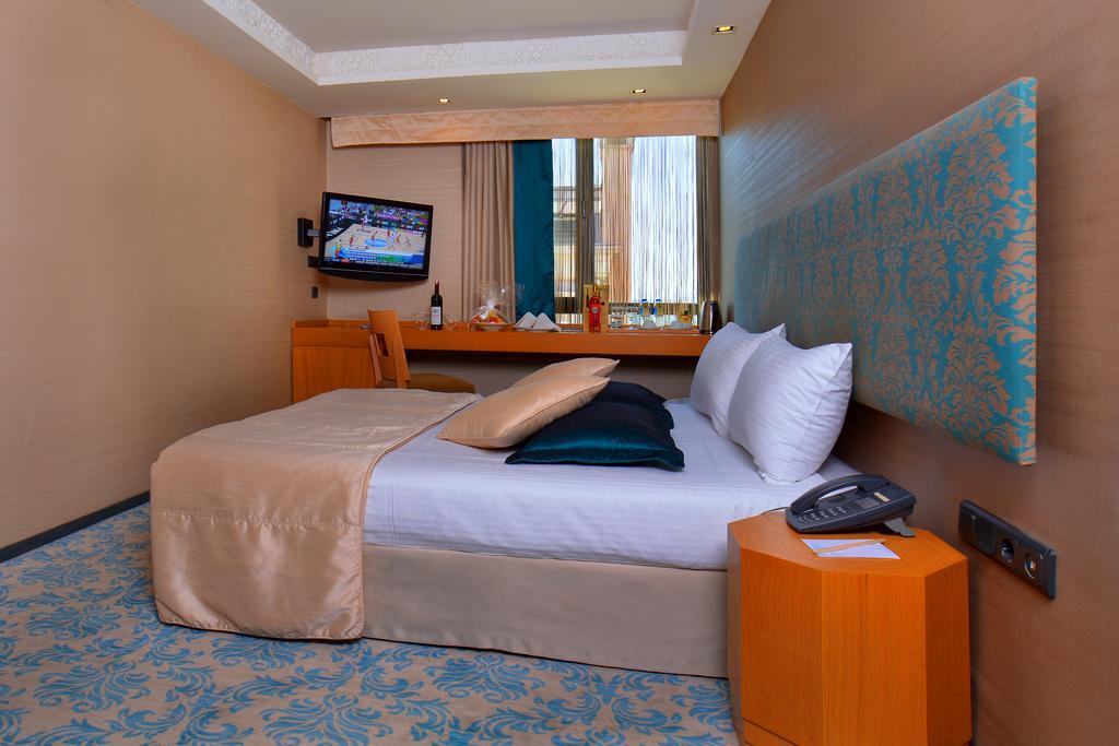 Superior Double or Twin Room,693004308:JPEG