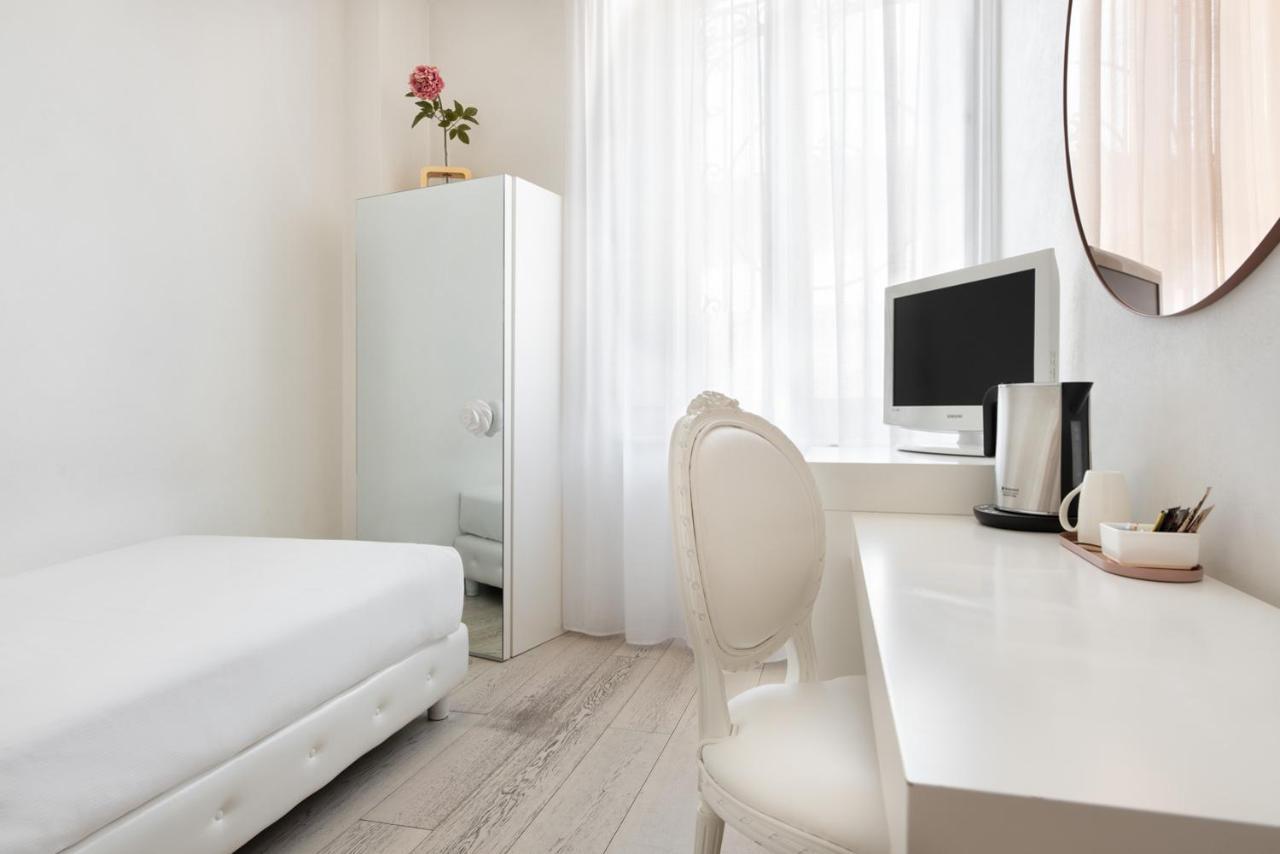 Single Room,1127086263:JPEG