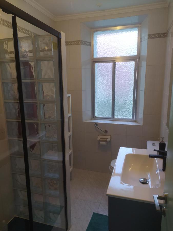 Family Room with Private Bathroom,1127127564:JPEG