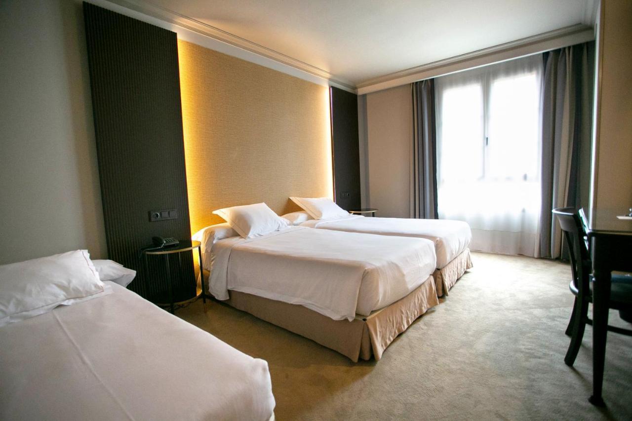 Double or Twin Room Extra Bed,1127219157:JPEG