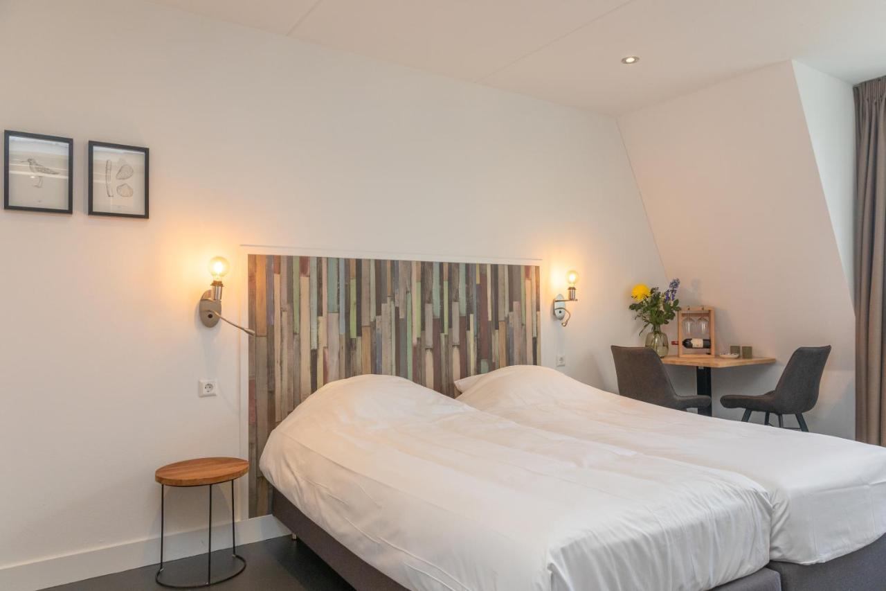 Land View Room