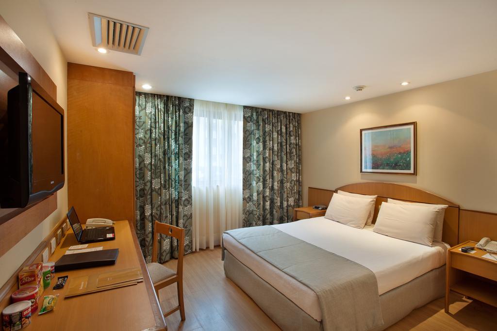 Standard Double Room Internal view,112800543:JPEG