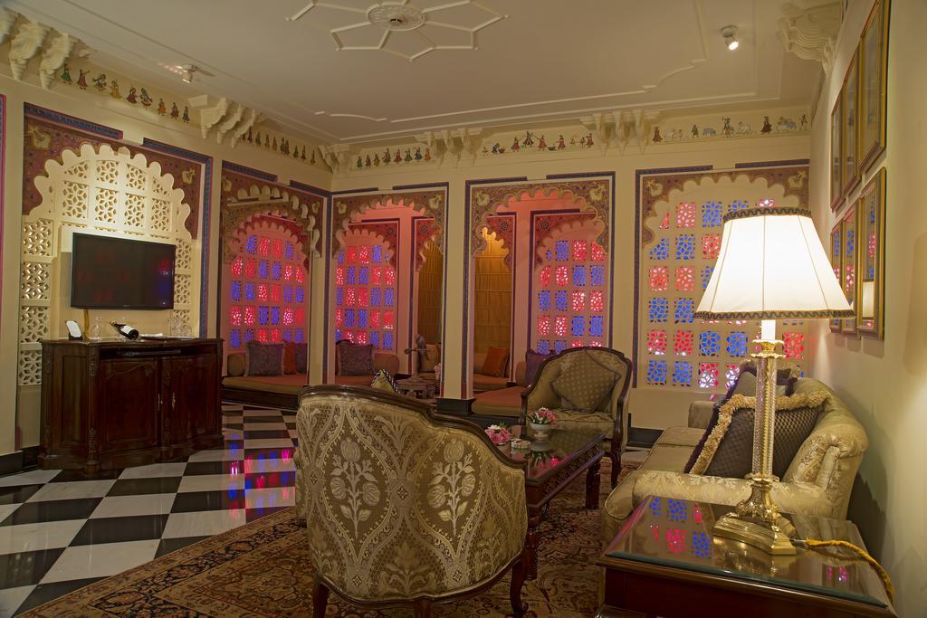 Grand Royal Suite Lake View,112882029:JPEG