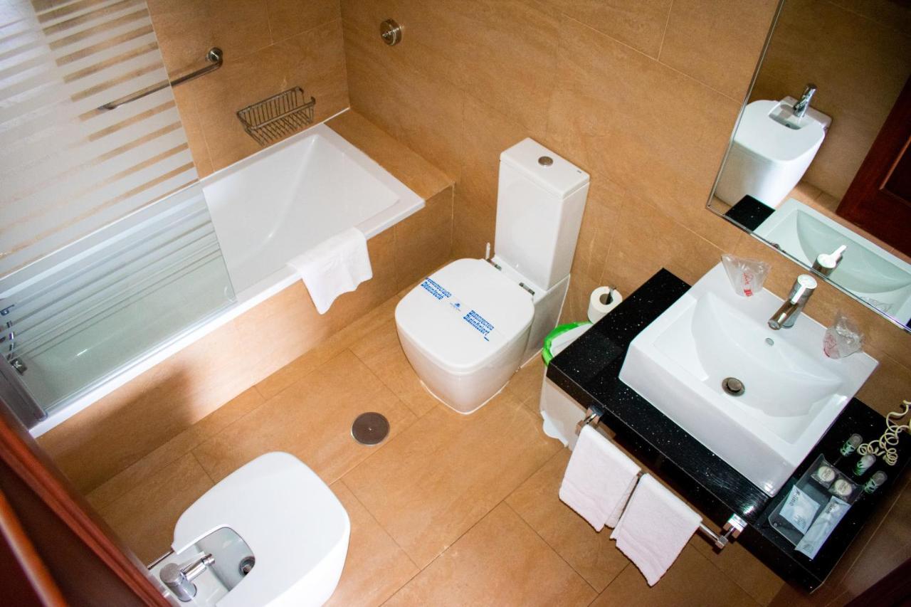 Deluxe Double or Twin Room Sea View