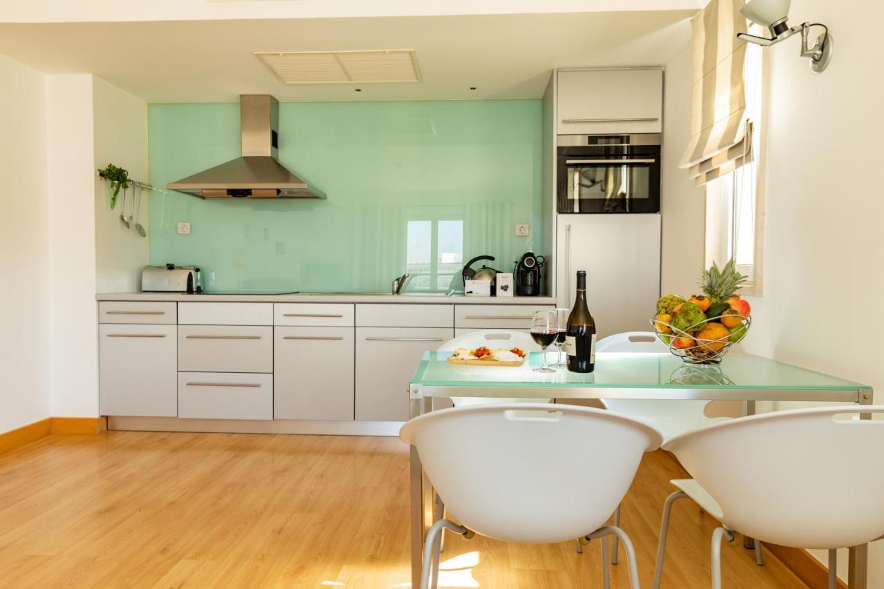 One-Bedroom Suite Land View