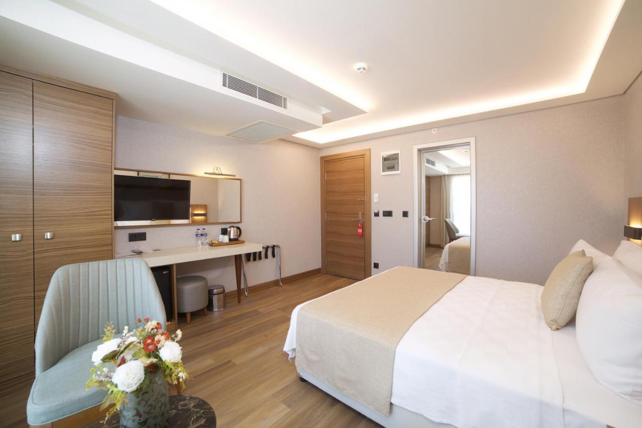 Standard Double or Twin Room,1128398019:JPEG