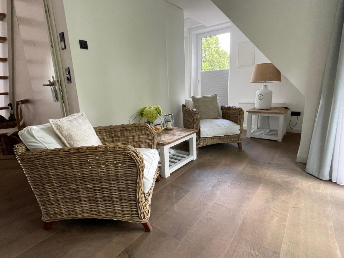 Boardinghouse Appartement im Obergeschoss mit Balkon und Parkblick