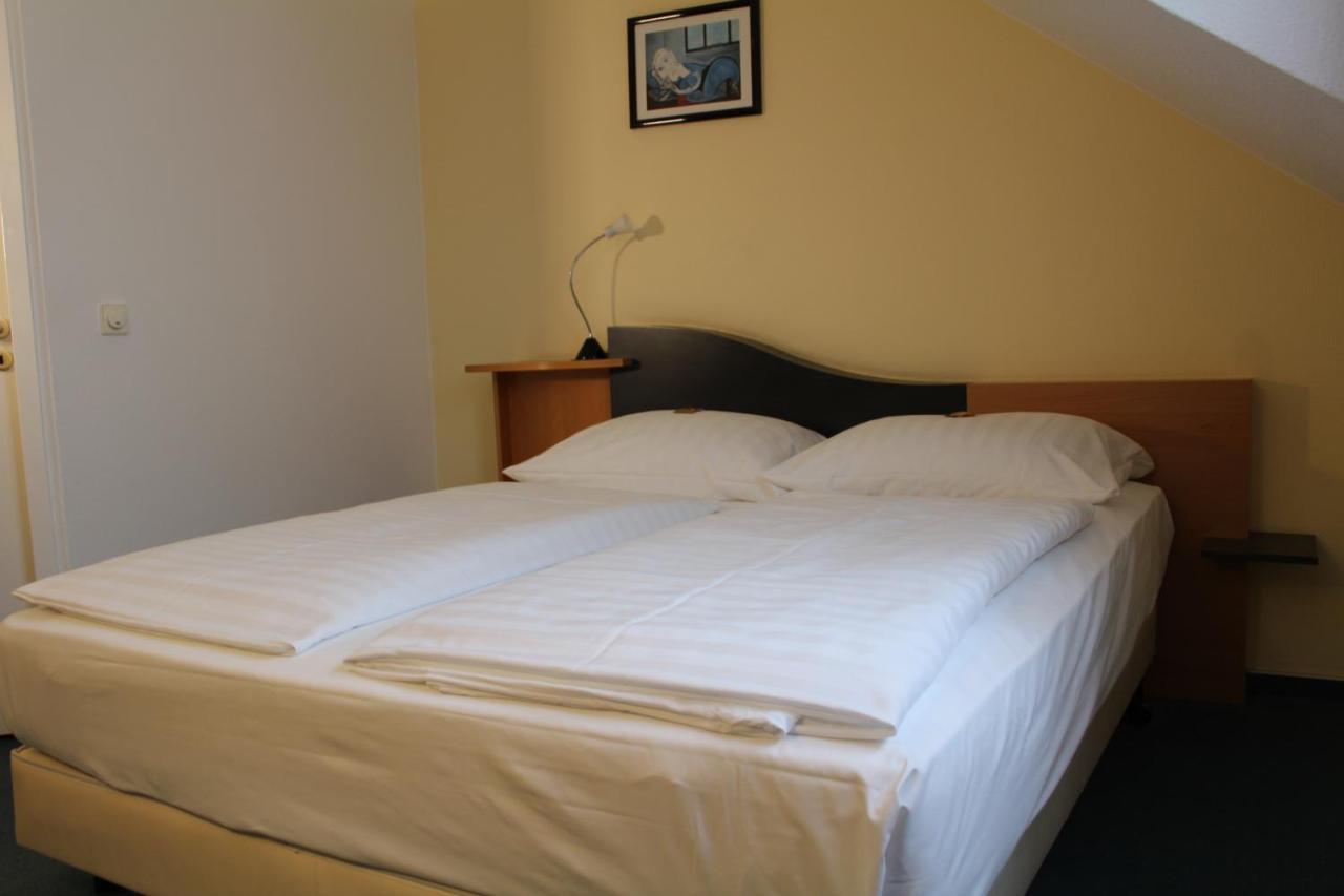 Economy Double Room,1129661814:JPEG