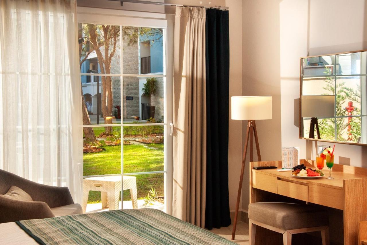 Superior Double or Twin Room Garden View