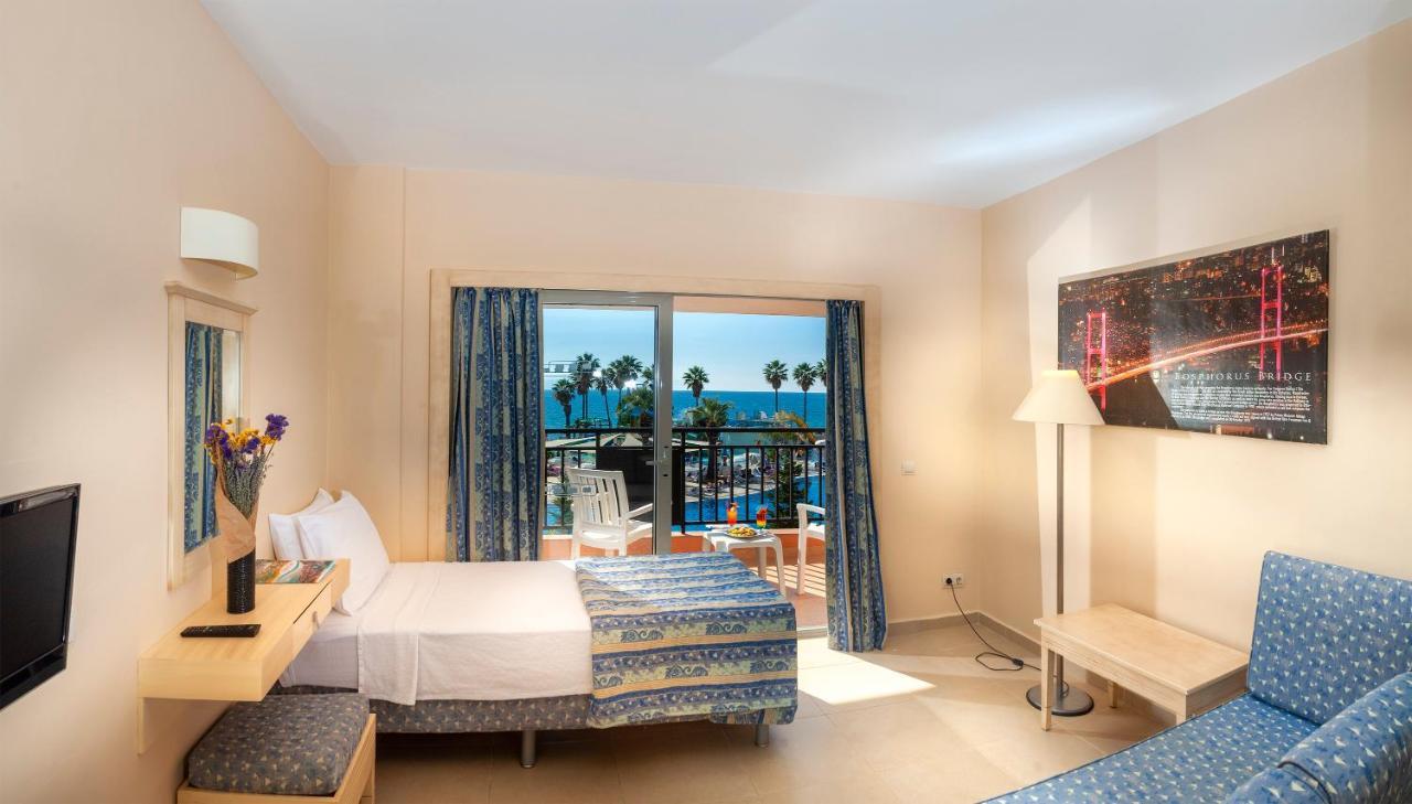 Family Room Sea View