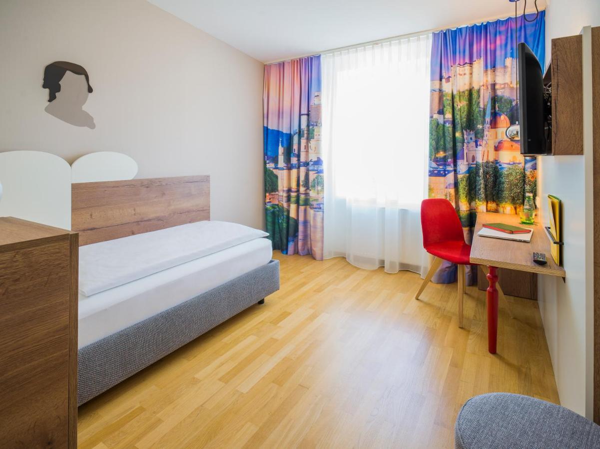 Single Room,1543431535:JPEG