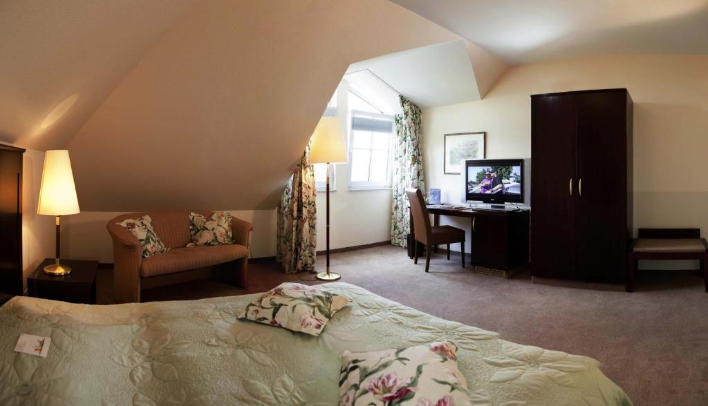 Apartment,1346187110:JPEG