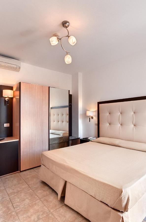 Double Room Balcony,439341489:JPEG