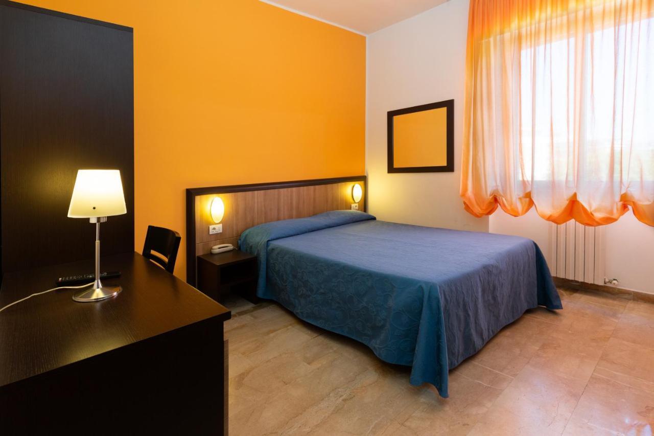 Double or Twin Room,1130743362:JPEG