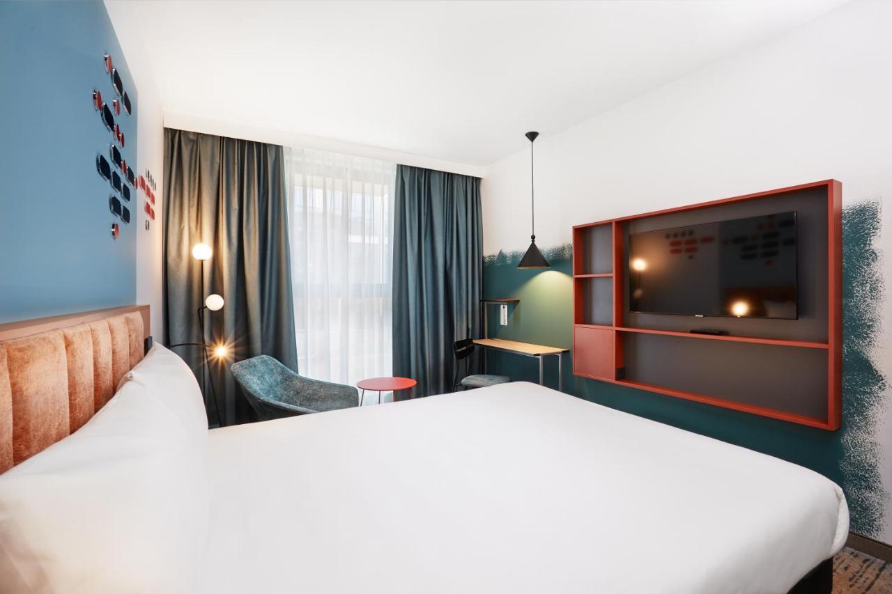 Standard One Double Bed,1666763316:JPEG