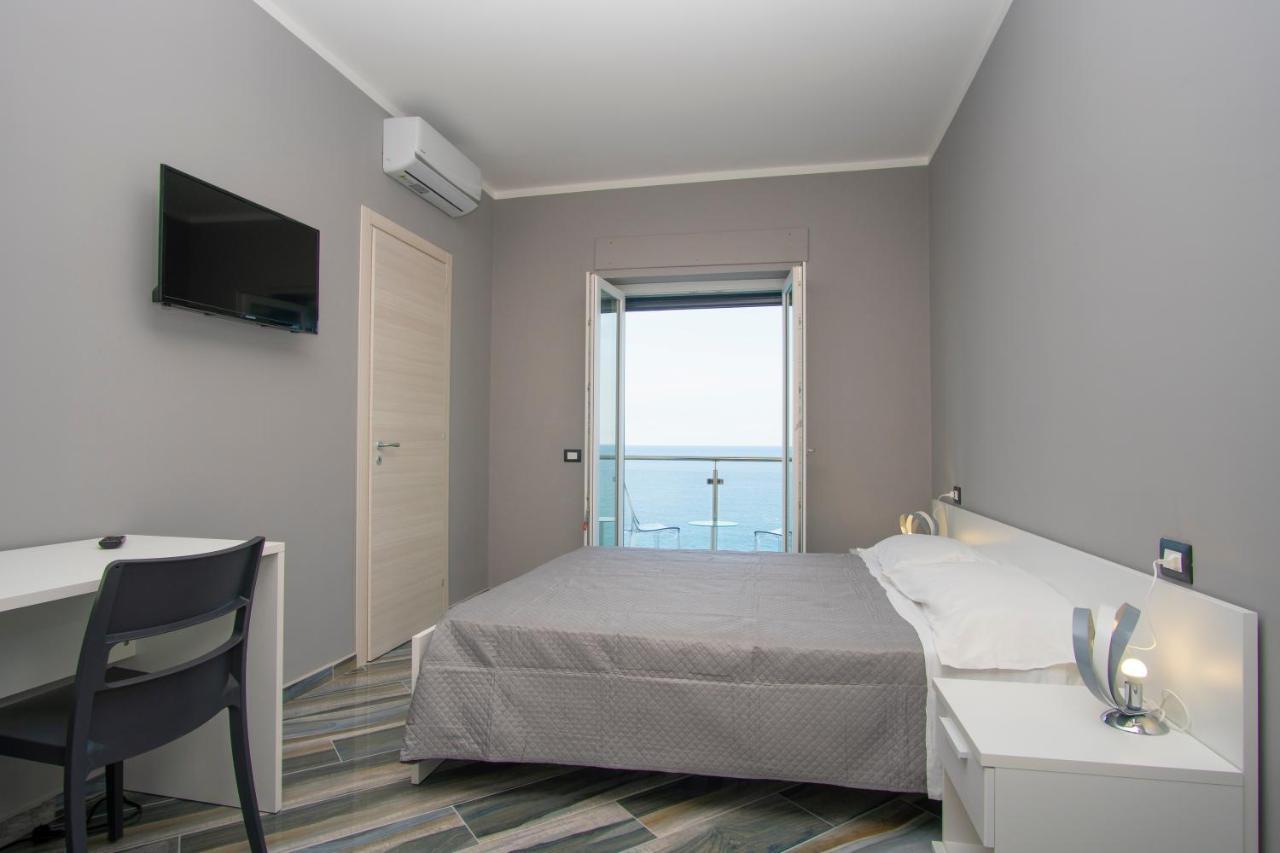 Deluxe Double Room Balcony Sea View