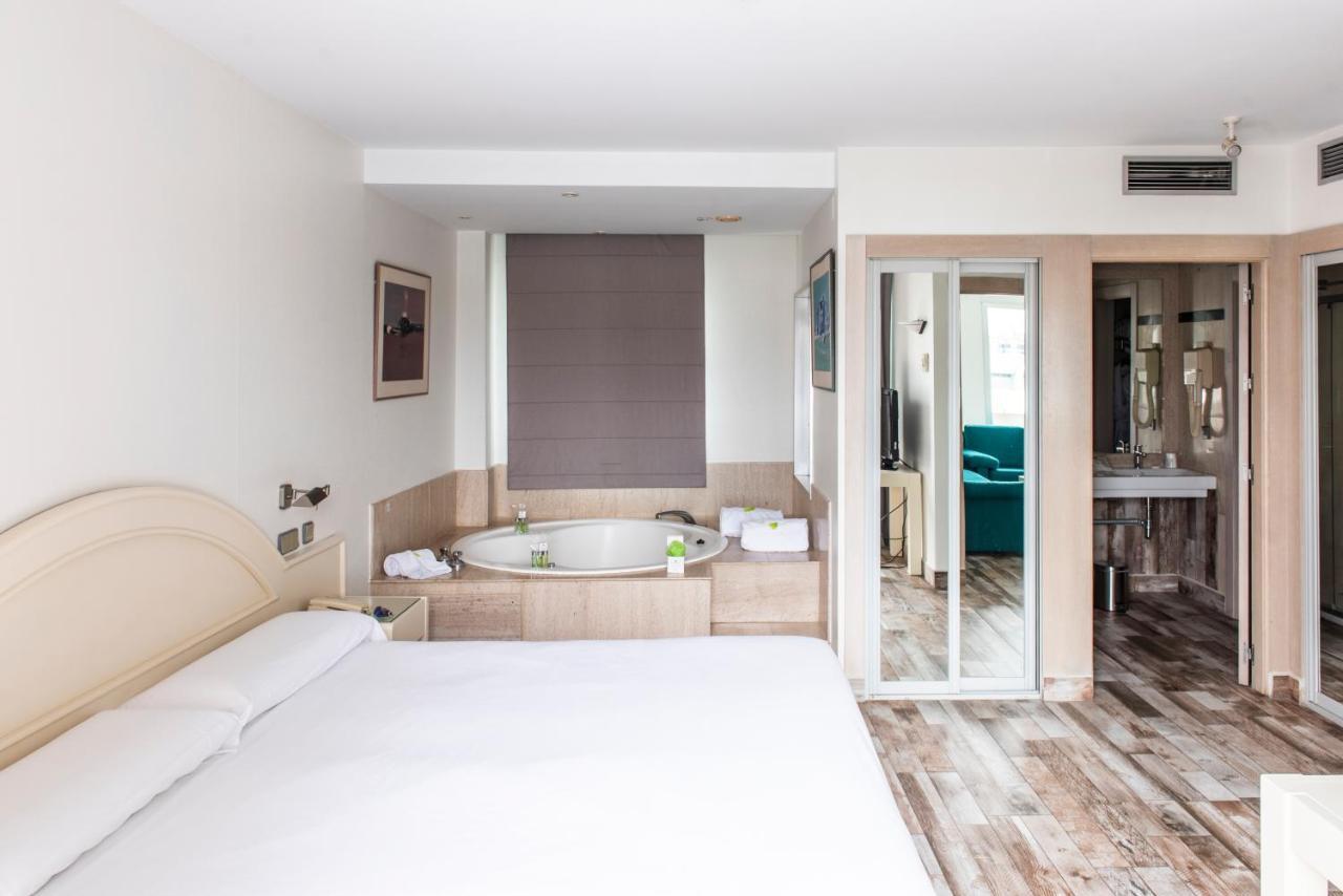 Suite con bañera de hidromasaje