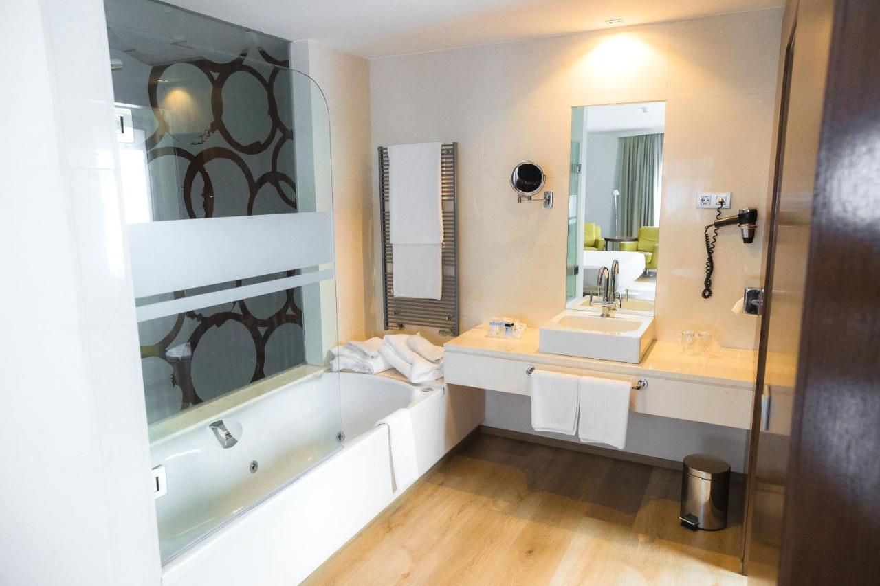 Junior Suite Room
