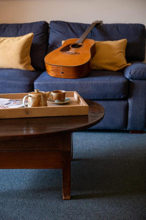 Pacific King Suite