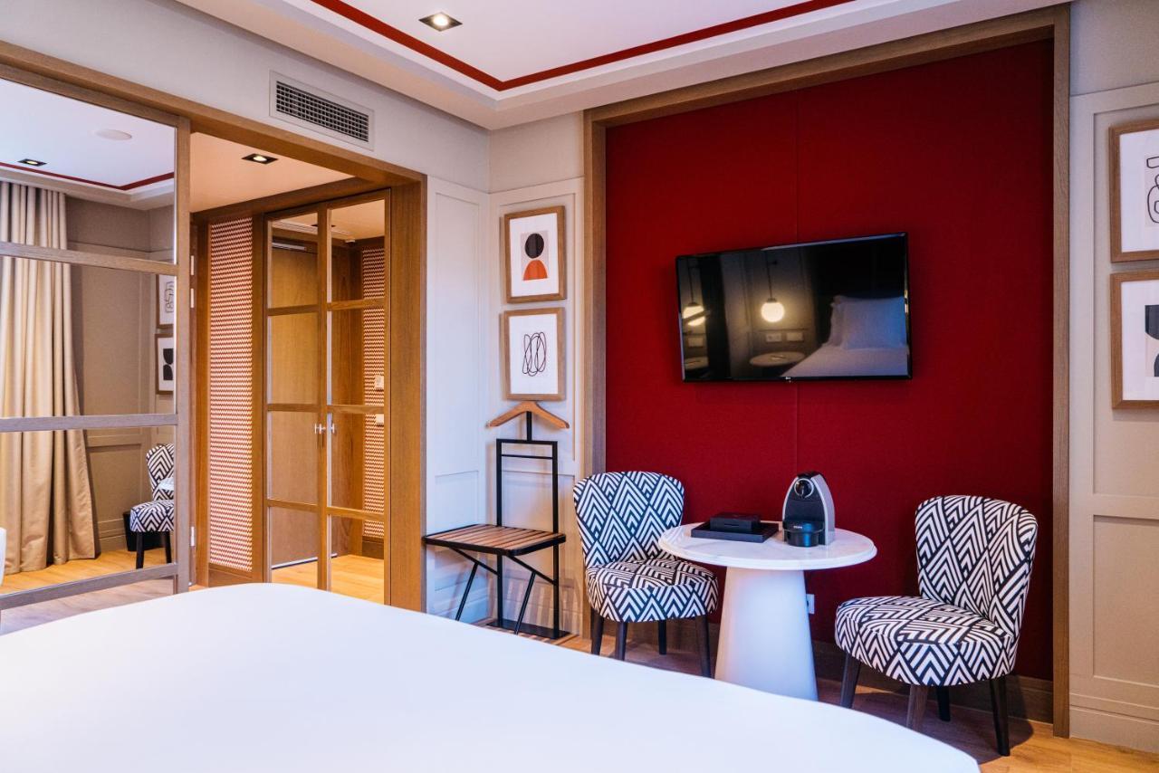 Vincci Room