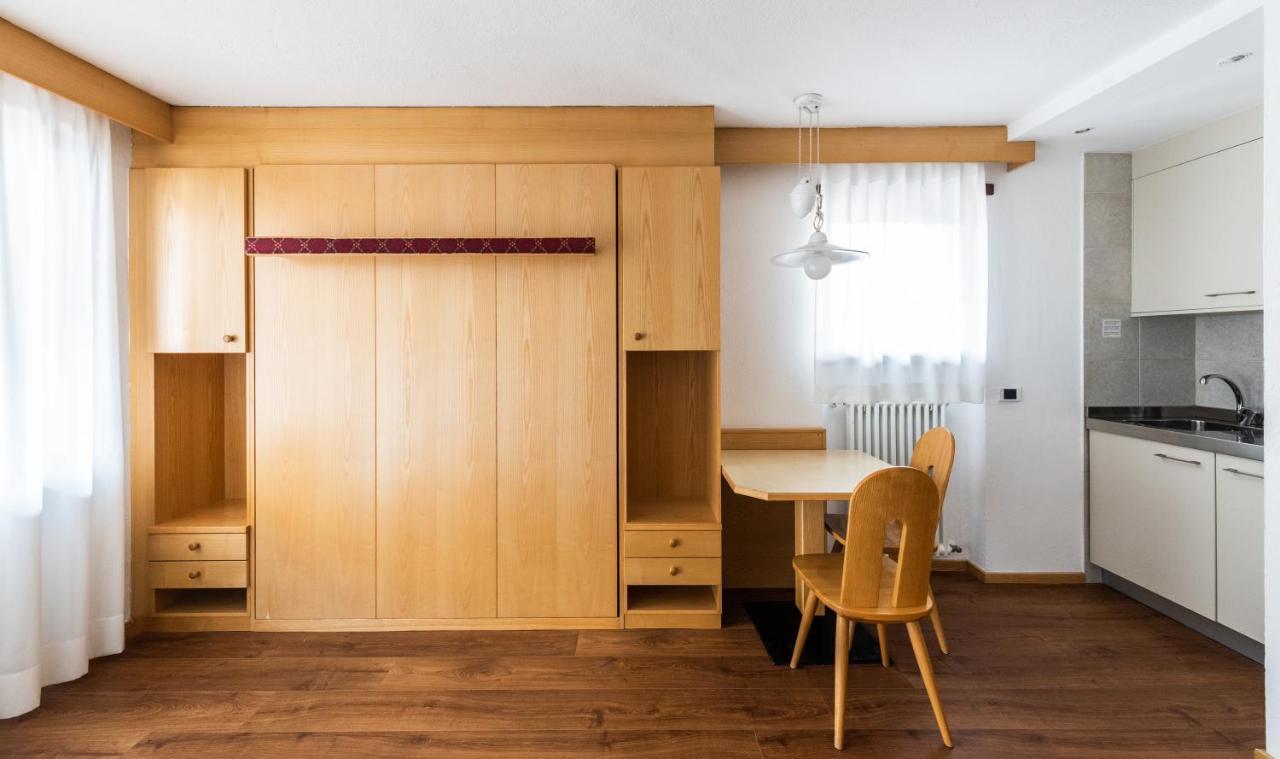 Economy Studio