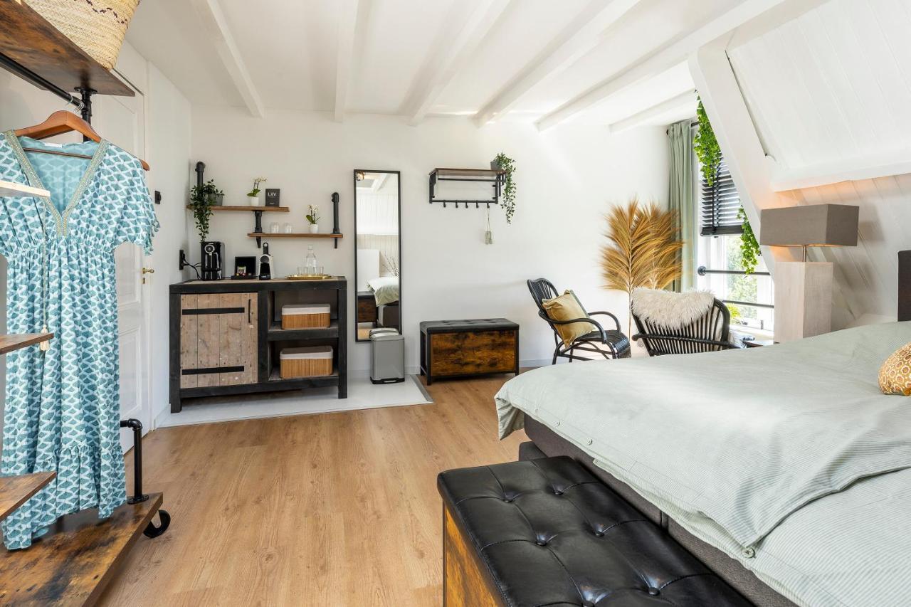 Deluxe King Suite