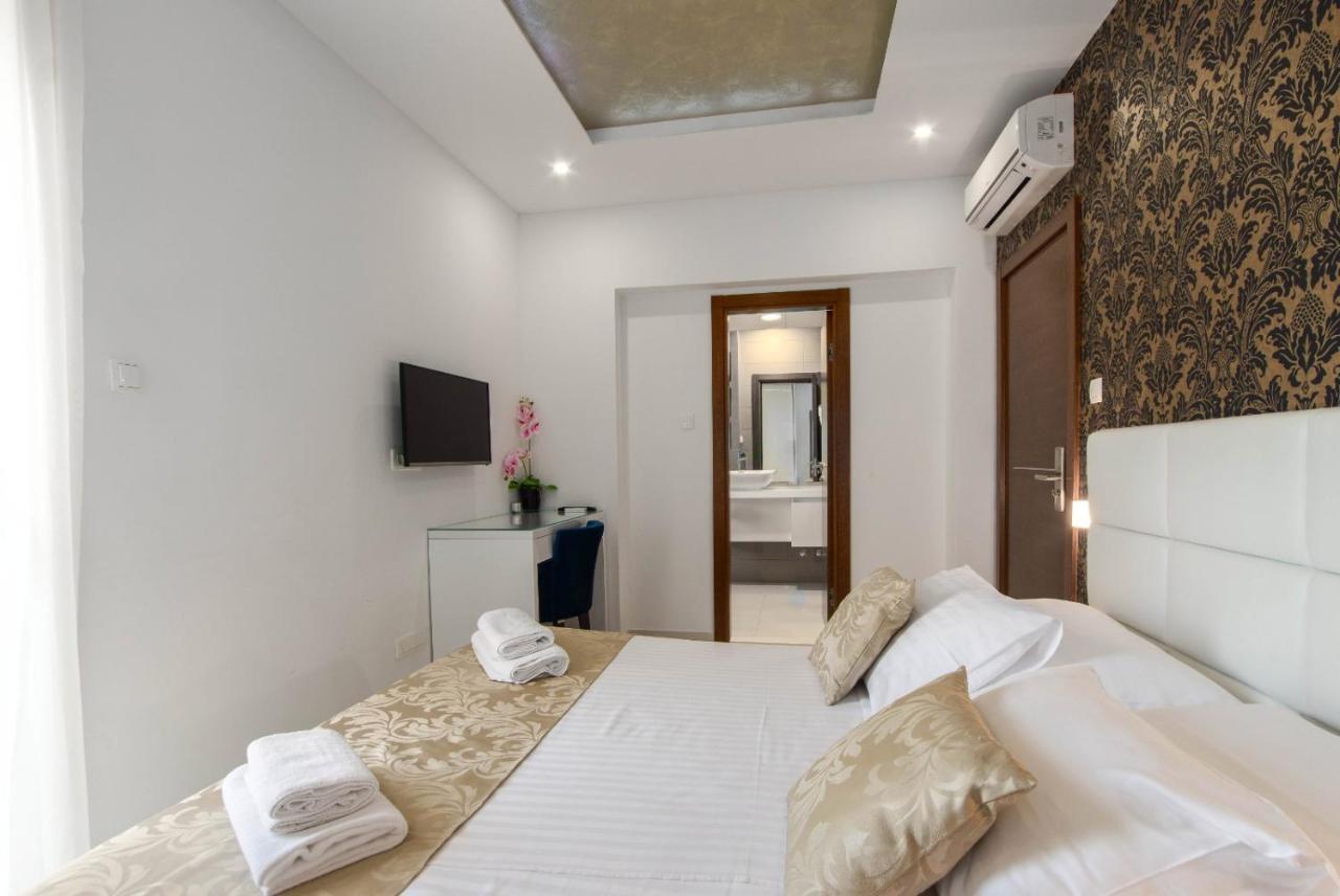 Double Room Balcony,1136530768:JPEG