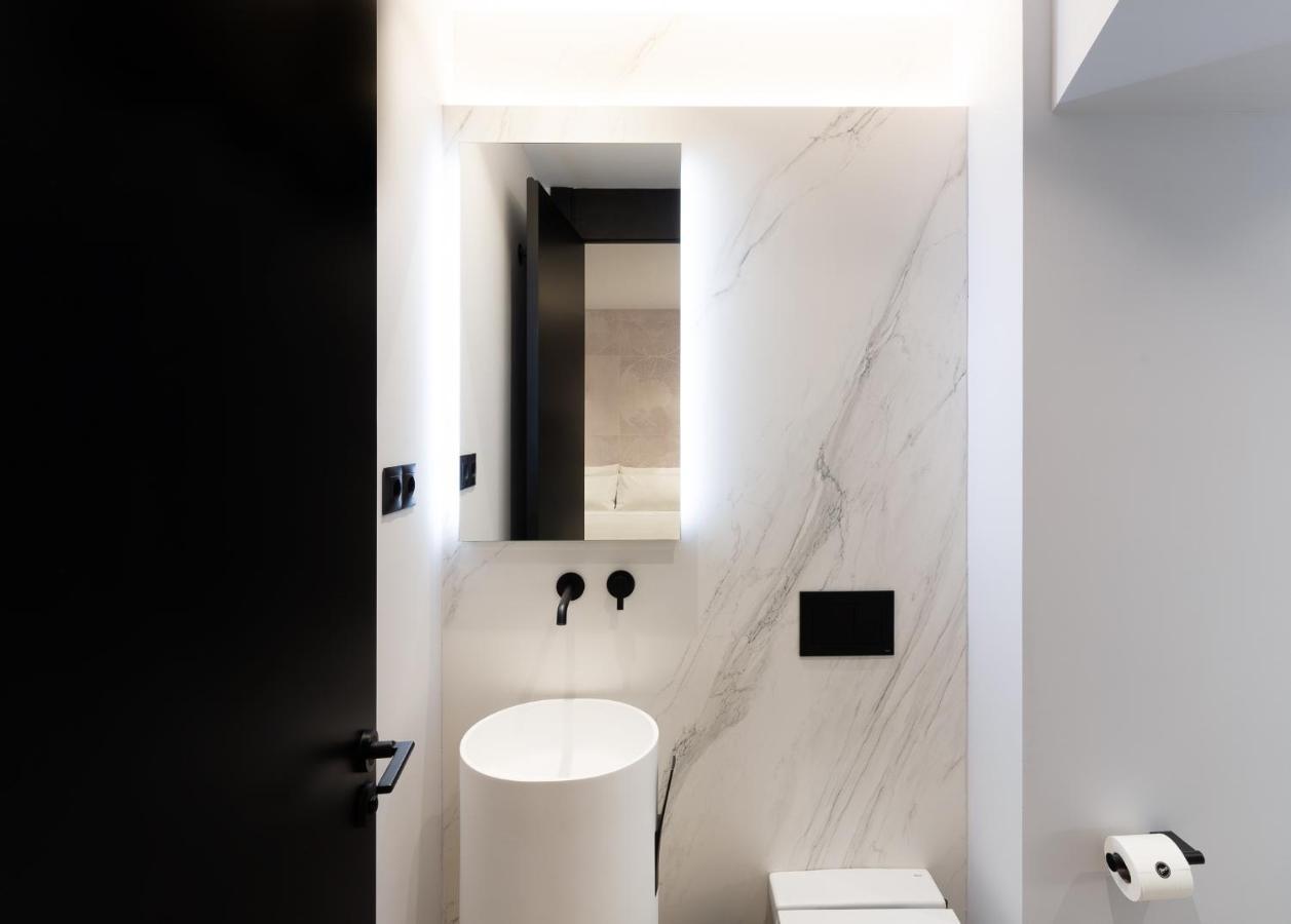Two-Bedroom Apartment,1135648280:JPEG