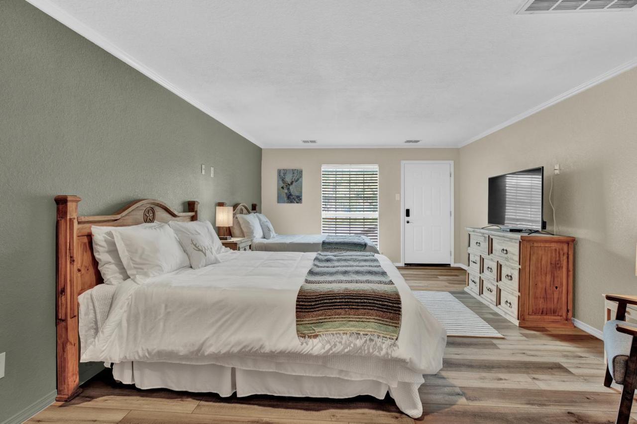Large Double Room