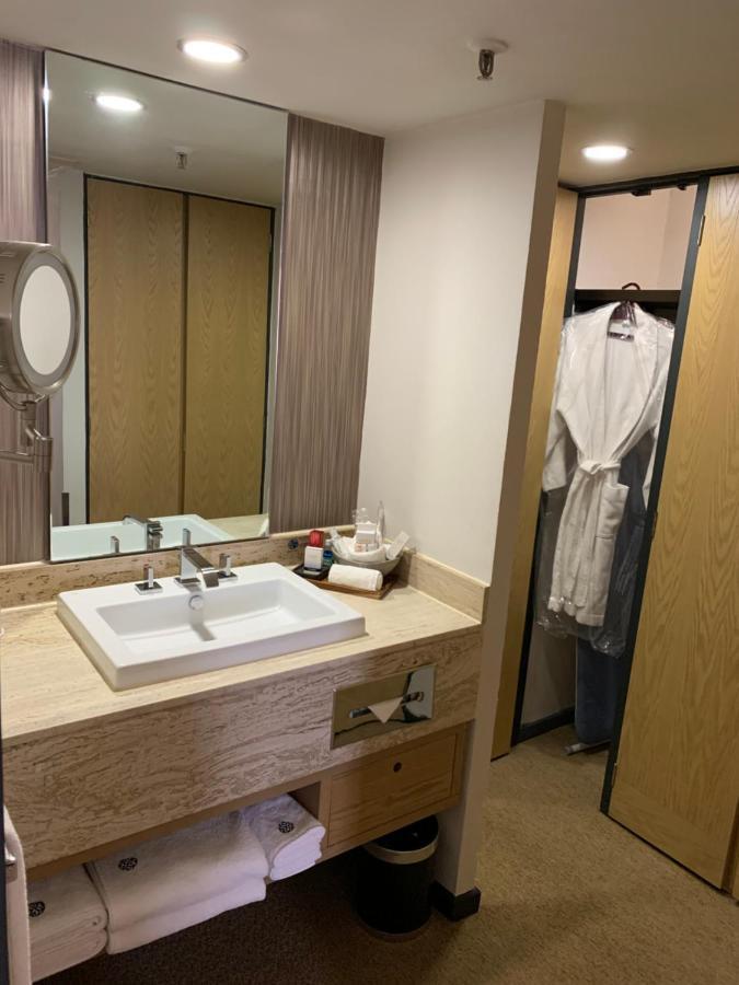 Master Suite,1136868565:JPEG