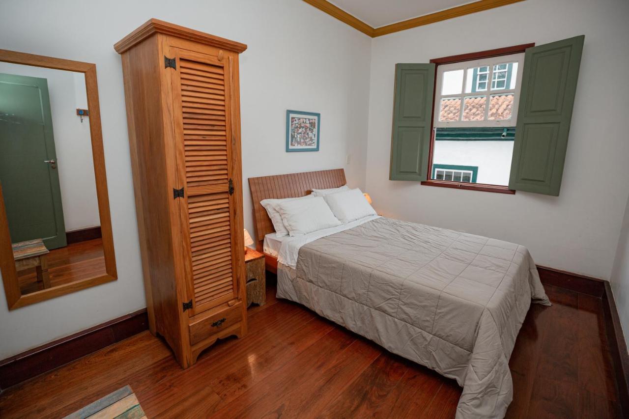 Quarto Duplo