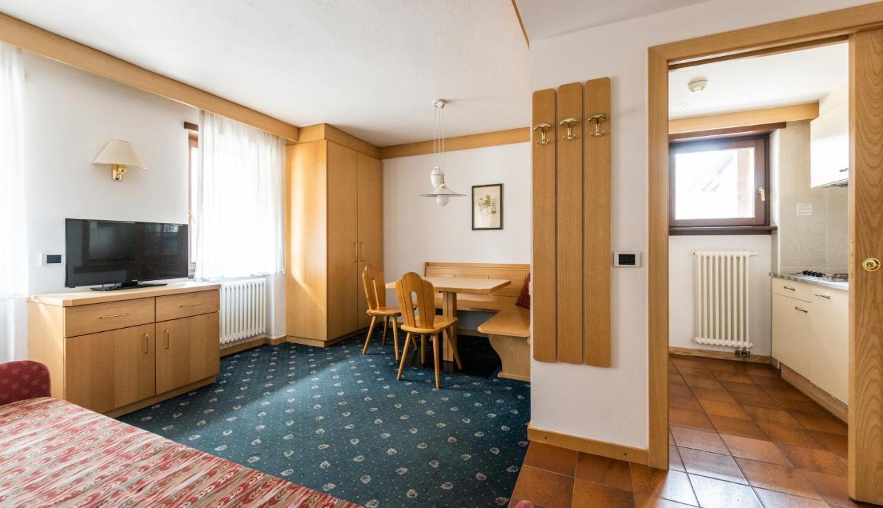 Economy One-Bedroom Apartment