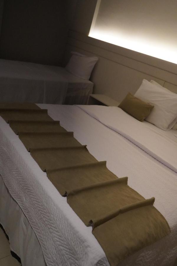 Deluxe Family Suite