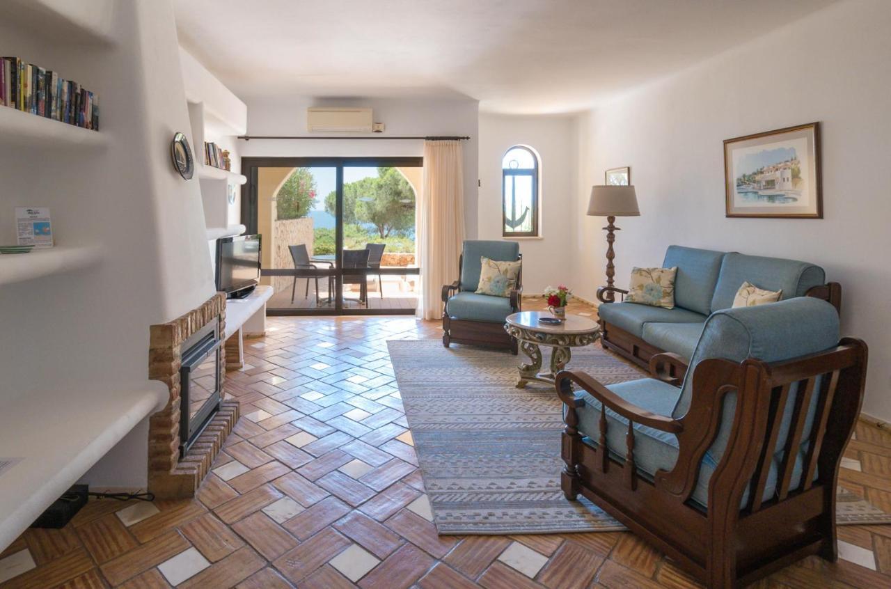 Superior One-Bedroom Apartment