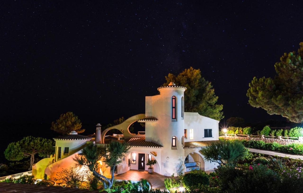 Five-Bedroom Villa Sea View