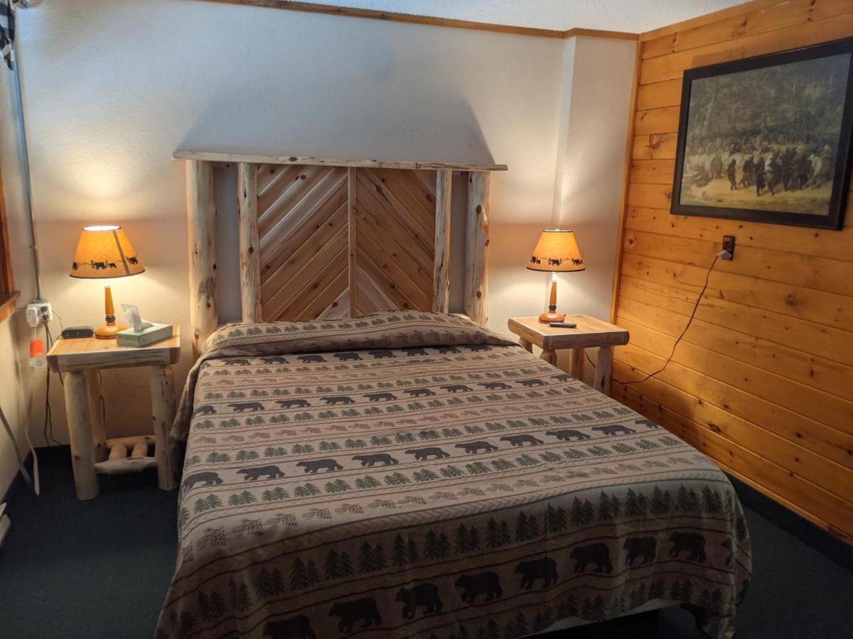 Deluxe Double Room Extra Bed